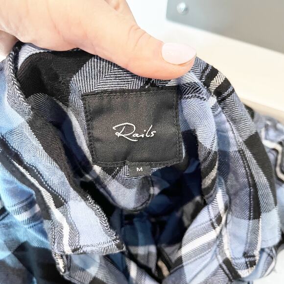 Rails Hunter Long Sleeve Flannel Plaid Button Down Shirt Current Onyx White M - Picture 3 of 8